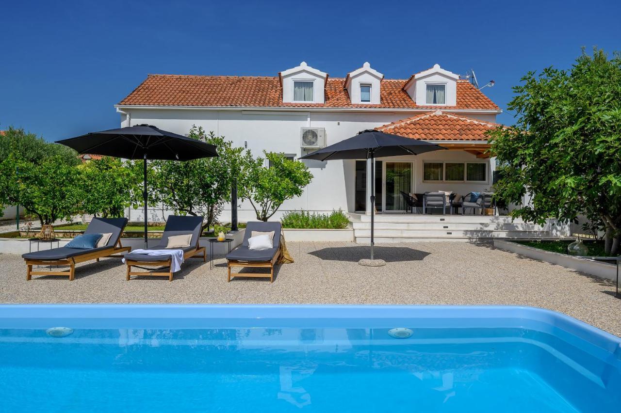 Villa Bellezza Milna  Esterno foto