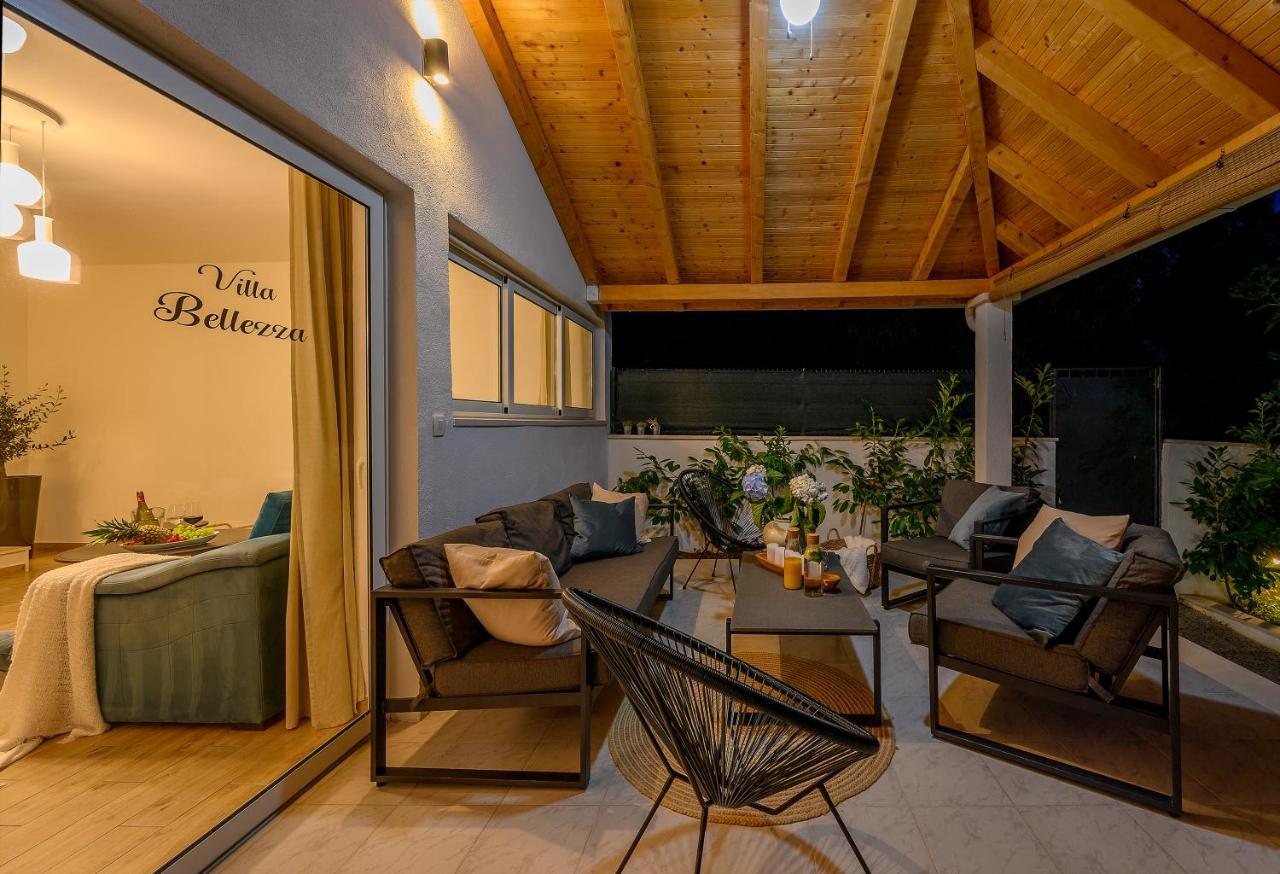 Villa Bellezza Milna  Esterno foto
