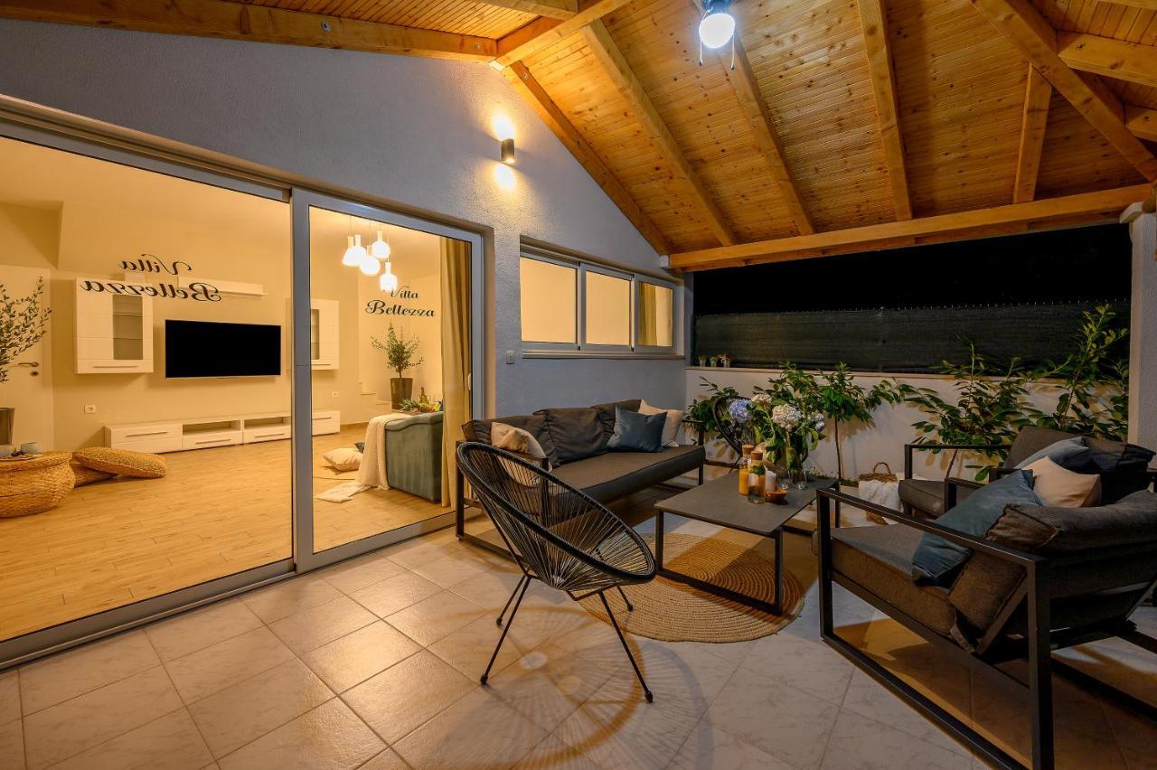 Villa Bellezza Milna  Esterno foto